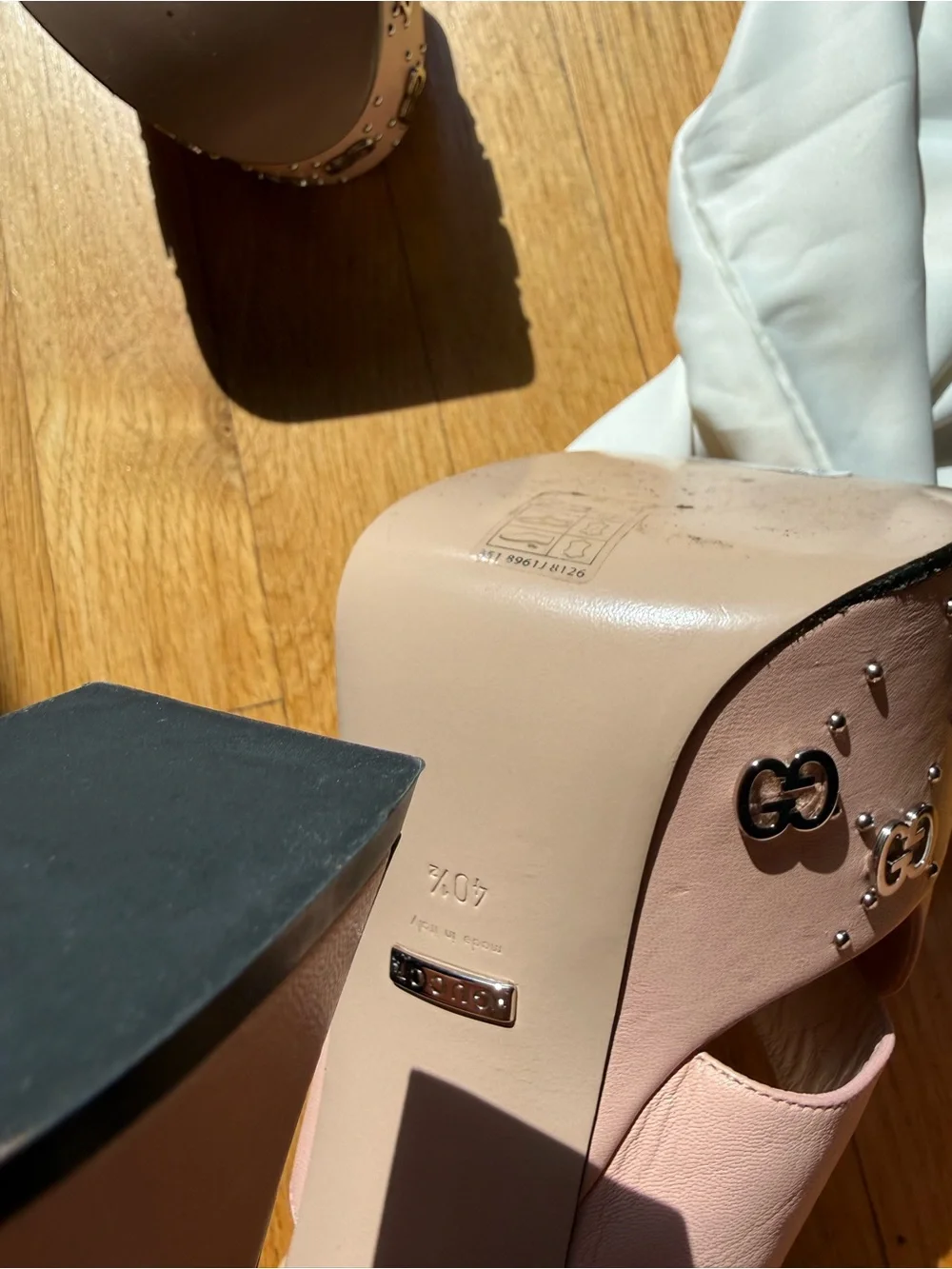 Gucci Pink Leather Platform Slingback Sandals with Gold-Tone Hardware